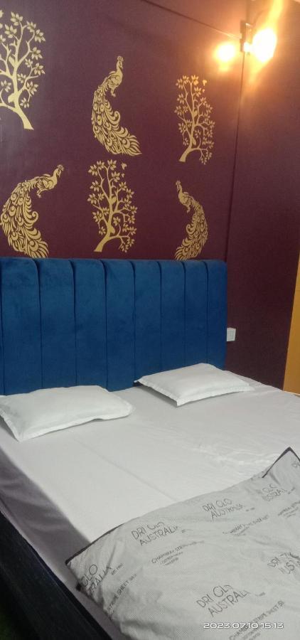 Manavi Home Stay Mathura Dış mekan fotoğraf