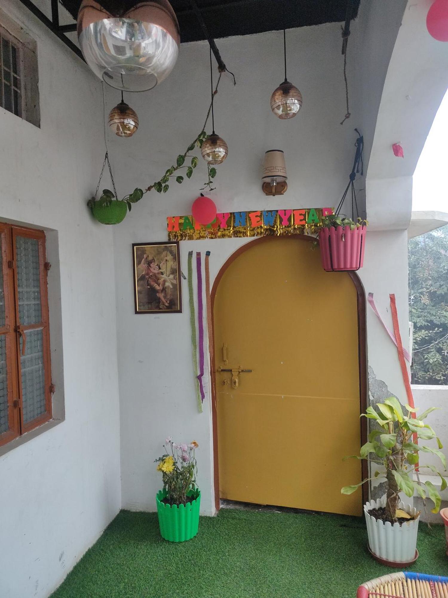 Manavi Home Stay Mathura Dış mekan fotoğraf