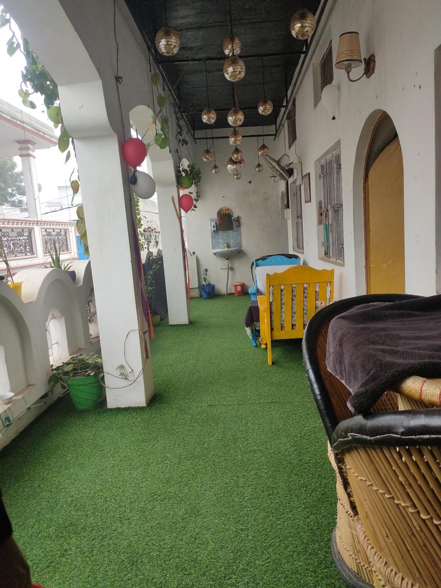 Manavi Home Stay Mathura Dış mekan fotoğraf